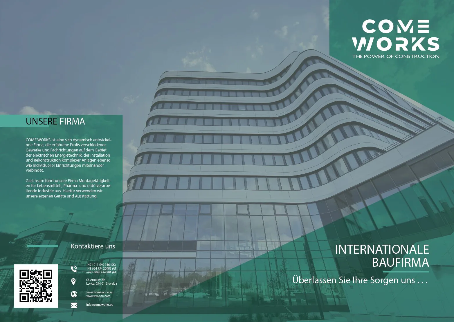Ďalší banner COME WORKS s modernou architektúrou